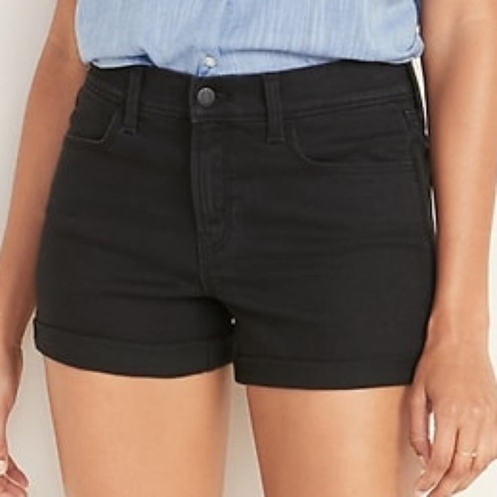 Mid-Rise Cuffed Black Jean Shorts for Women -- 3-inch inseam size 12